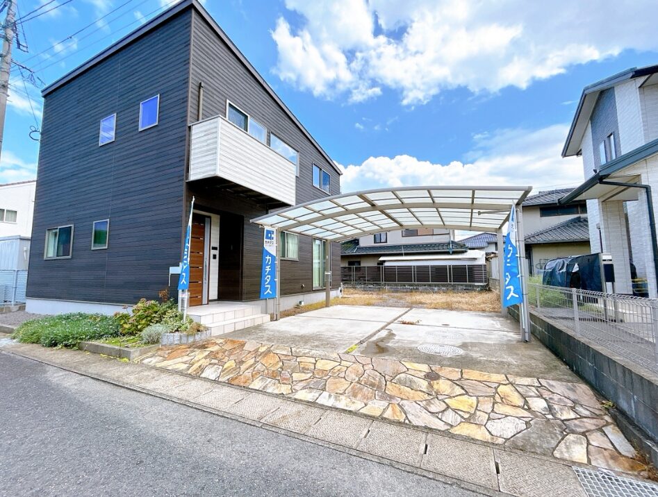 伊万里市東山代町里　戸建て